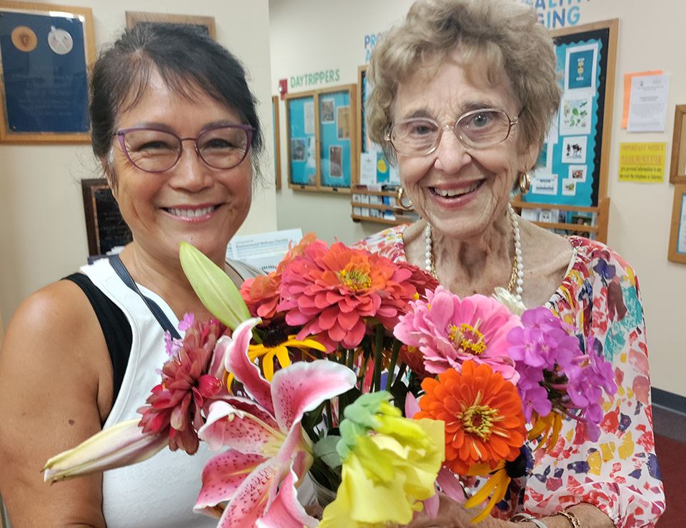 Senior-Center-Volunteers